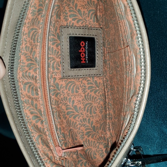 HOBO Clutch - Picture 5 of 8